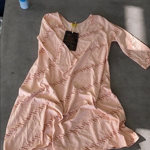 BNWT Kealopiko dress Size M